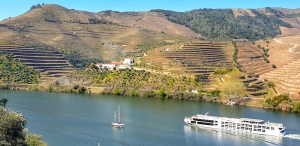 Douro river cruising,Portugal