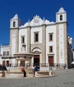 St Antonio Church Giraldo Square Evora, Portugal