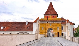 Cesky Krumlov Gate