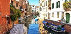Venice, Back street Canal