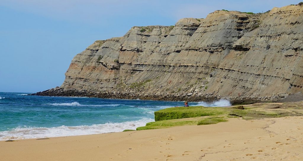Azul beach cliffs